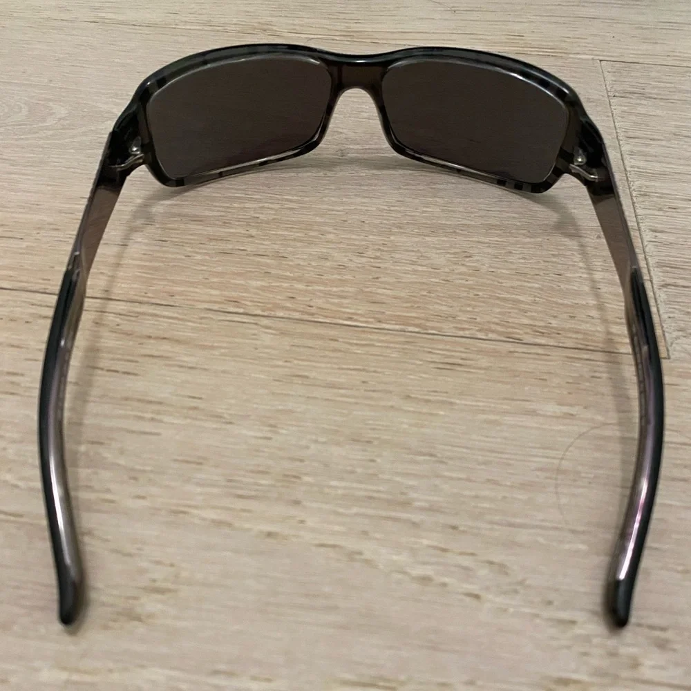 Burberry Black Wrap Sunglasses with Check Inside and on Arms 8436/S 58/14 Size - Picture 5 of 16